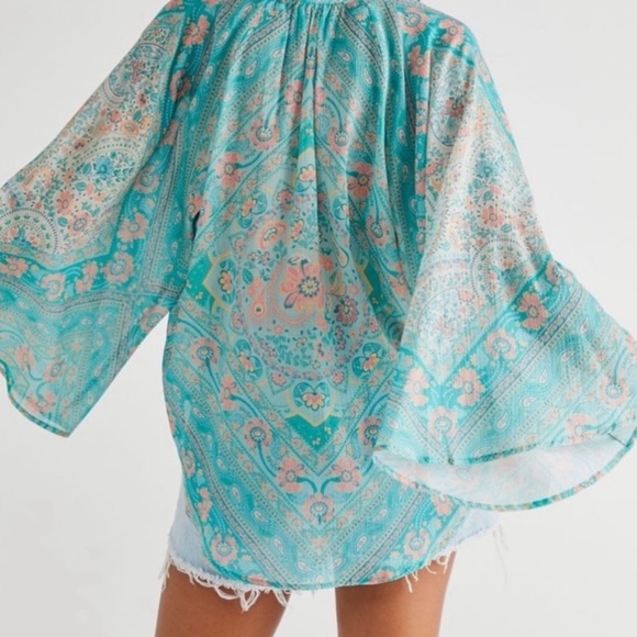 Spell & The Gypsy Farrah Blouse NWT 🌸 - Picture 3 of 10